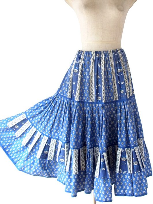 【送料無料】ロンドン買い付け 60年代製 ブルー X 花柄モチーフプリント 美しいプリーツ プロヴァンス スカート 18OM014【ヨーロッパ古着】