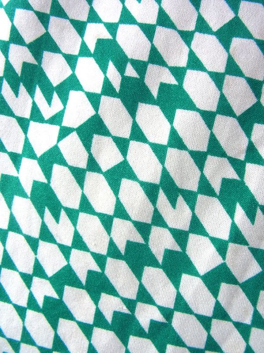 【ヨーロッパ古着】ロンドン買い付け 70年代製 グリーン X オフホワイト レトロ柄 ヴィンテージ スカート 18OM016【おとなかわいい】